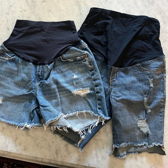Pair of maternity denim shorts - Picture 1 of 6